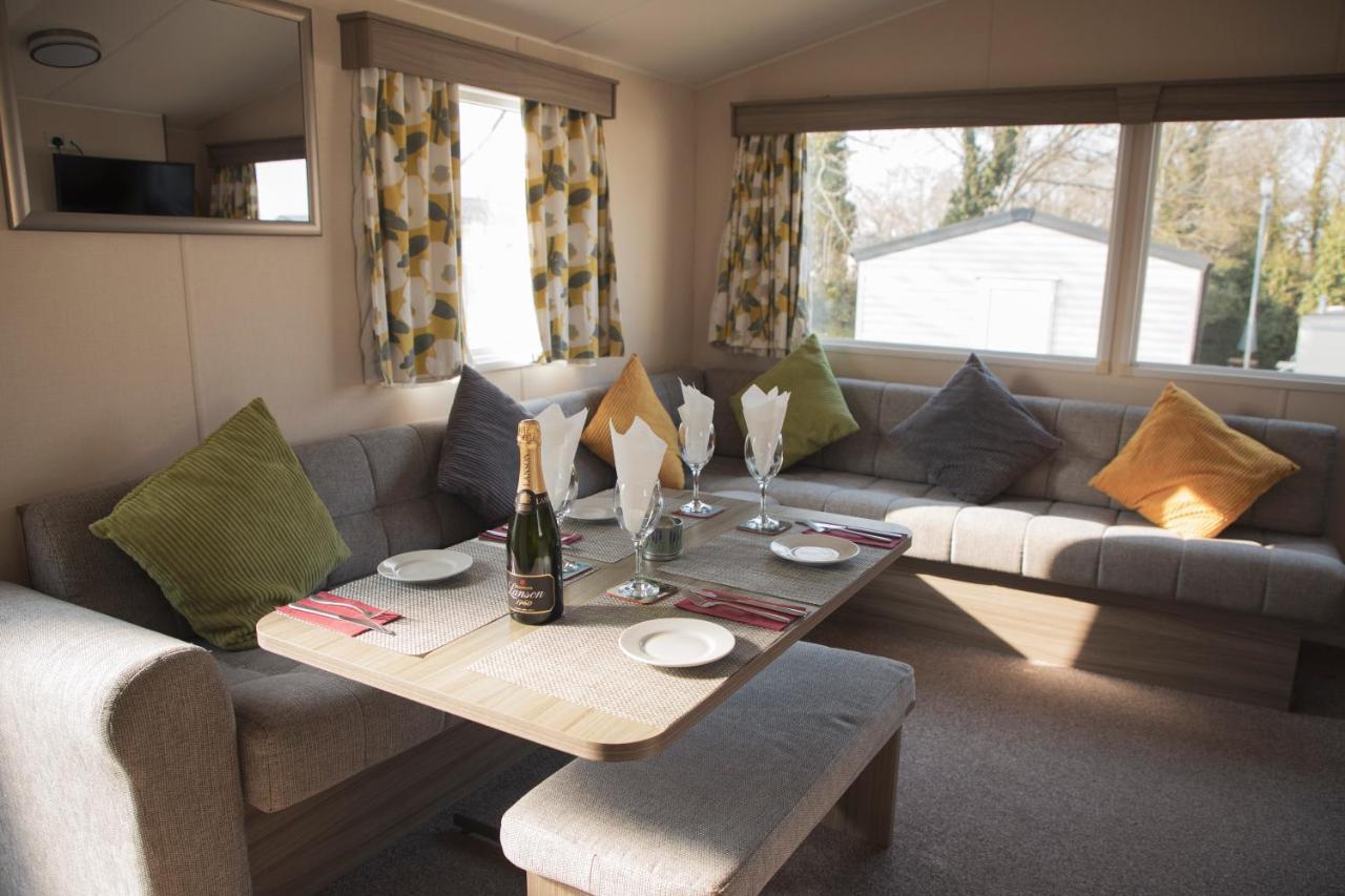 41 Orchard Bank, 3 Bed, Rockley Park Poole Villa Luaran gambar
