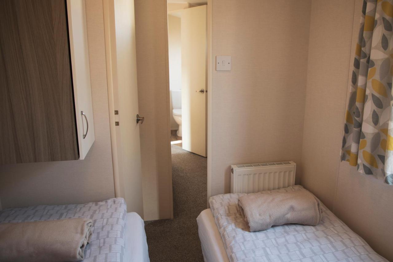 41 Orchard Bank, 3 Bed, Rockley Park Poole Villa Luaran gambar