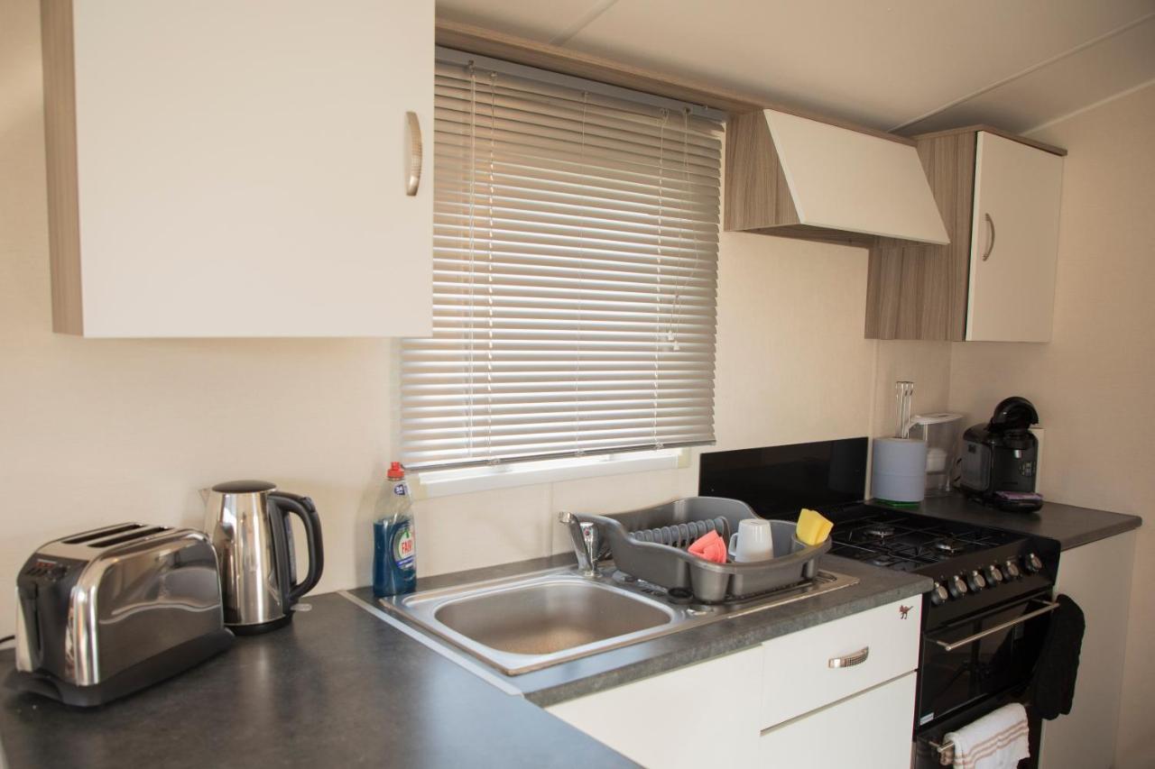41 Orchard Bank, 3 Bed, Rockley Park Poole Villa Luaran gambar